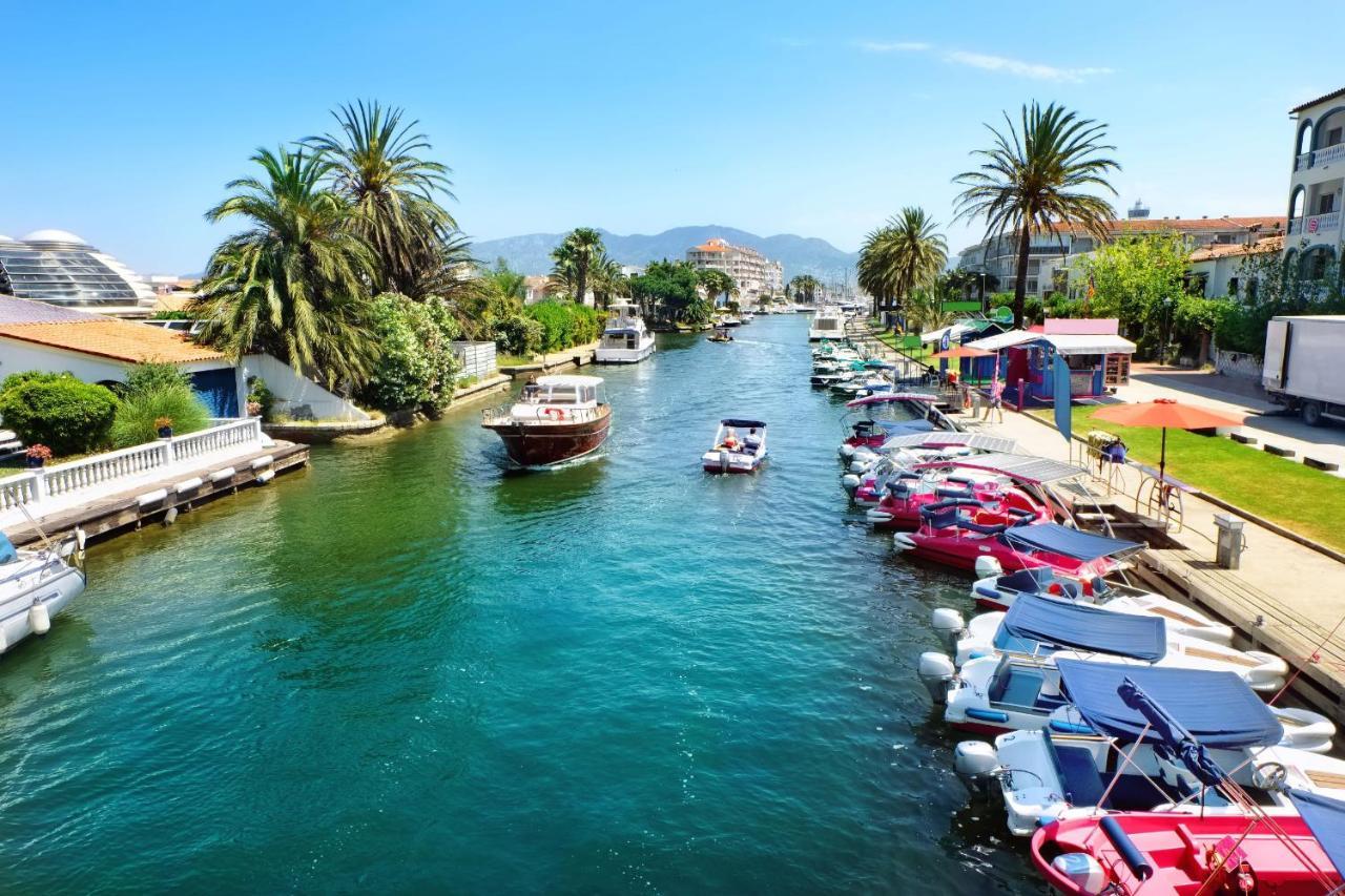 Welcs Apartamento 010 Emp Con Vistas Al Puerto Empuriabrava Kültér fotó