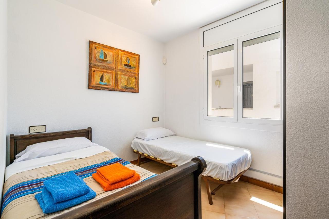 Welcs Apartamento 010 Emp Con Vistas Al Puerto Empuriabrava Kültér fotó