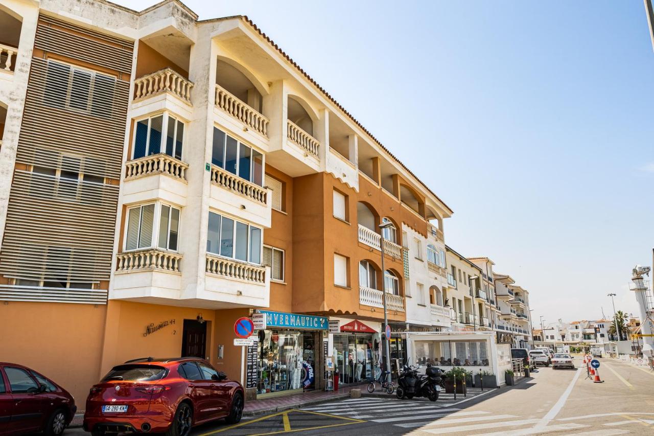 Welcs Apartamento 010 Emp Con Vistas Al Puerto Empuriabrava Kültér fotó